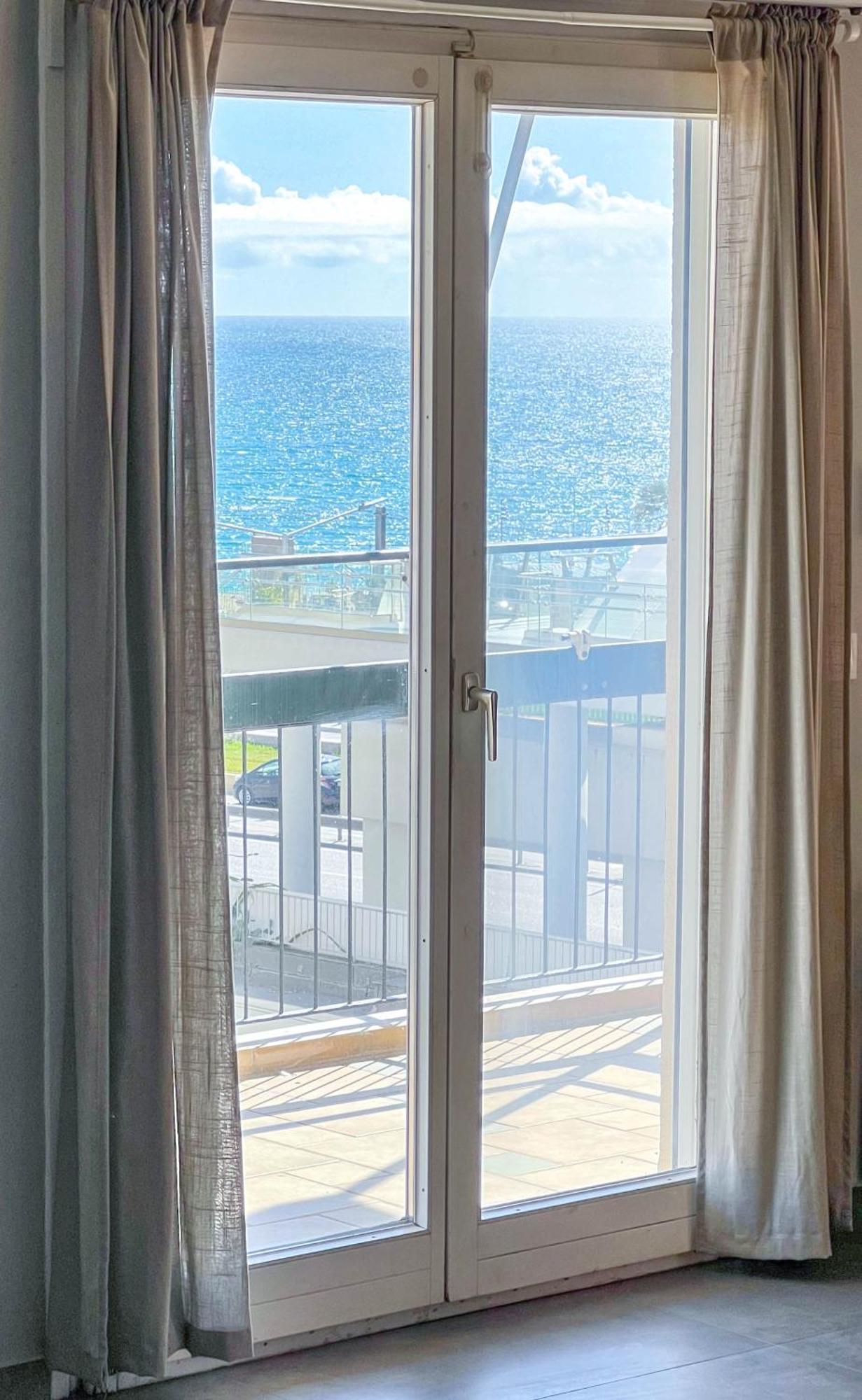 Alimos Sea View Family Apartment Athens Luaran gambar